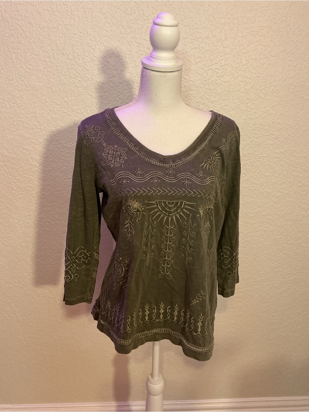 Caite Embroidered Olive Green Women's Scoop Neck Top (B6)